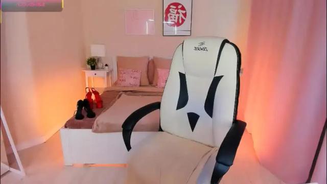 Image 3 of helenaregal Stream on Chaturbate on 1 month ago