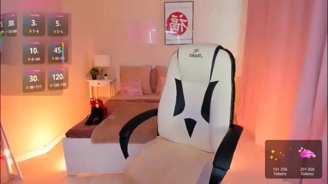 Image 3 of helenaregal Stream on Chaturbate on 1 month ago