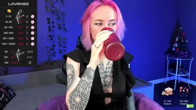 Image 3 of helencarter Stream on Chaturbate on 21 months ago