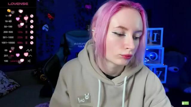 Thumbnail 3, helencarter's Stream at Chaturbate, 20 months ago