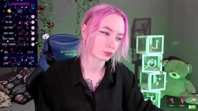 Thumbnail 1, helencarter's Stream at Chaturbate, 20 months ago