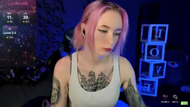 Image 11 of helencarter Stream on Chaturbate on 19 months ago