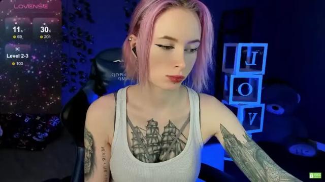 Image 4 of helencarter Stream on Chaturbate on 19 months ago