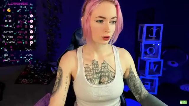 Image 3 of helencarter Stream on Chaturbate on 19 months ago