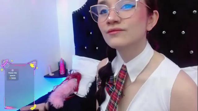 Image 4 of helene_miller Stream on Chaturbate on 1 month ago