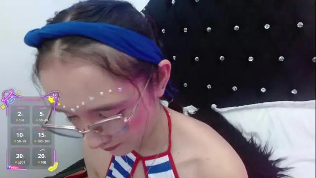 Image 10 of helene_miller Stream on Chaturbate on 4 months ago