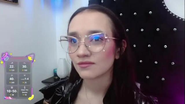 Image 11 of helene_miller Stream on Chaturbate on 1 month ago