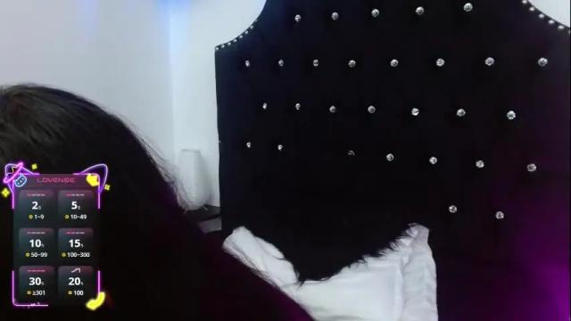Image 7 of helene_miller Stream on Chaturbate on 1 month ago
