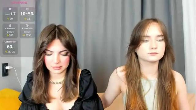 Image 3 of helene_rose Stream on Chaturbate on 8 months ago