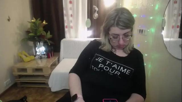 Image 8 of helenenigma Stream on Chaturbate on 1 month ago