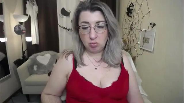 Image 6 of helenenigma Stream on Chaturbate on 5 days ago