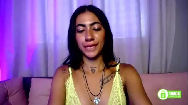 Image 2 of helenleon Stream on Chaturbate on 28 months ago