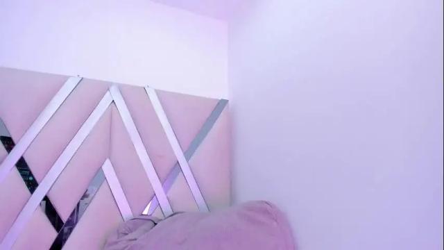 Image 12 of helenn_monroy1 Stream on Chaturbate on 28 days ago