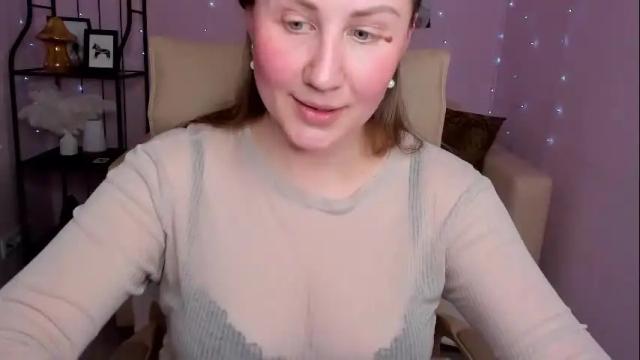 Image 2 of helens_lov Stream on Chaturbate on 26 days ago