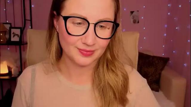 Thumbnail 3, helens_lov's Stream at Chaturbate, 2 months ago