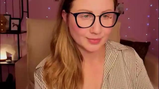 Thumbnail 3, helens_lov's Stream at Chaturbate, 2 months ago