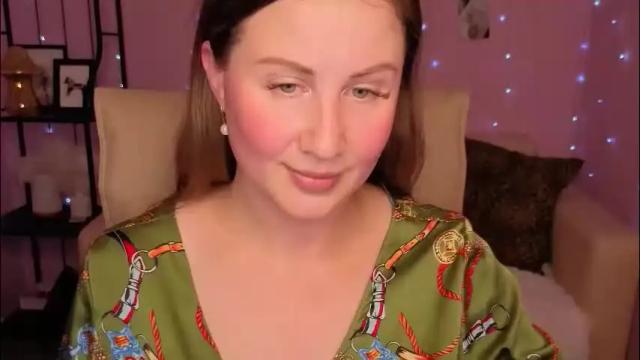 Image 2 of helens_lov Stream on Chaturbate on 2 months ago