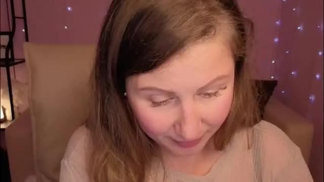 Image 6 of helens_lov Stream on Chaturbate on 1 month ago