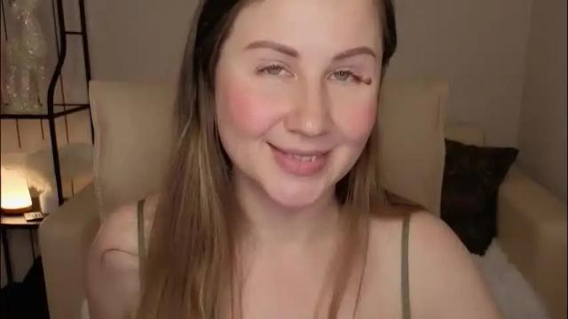Image 12 of helens_lov Stream on Chaturbate on 25 days ago