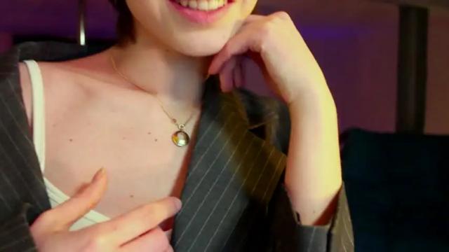 Image 4 of helensheaven Stream on Chaturbate on 18 months ago