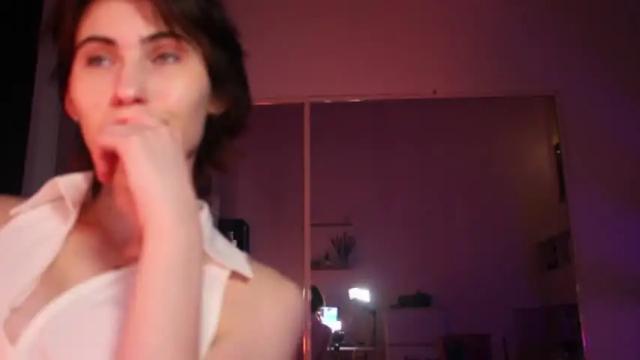 Image 3 of helensheaven Stream on Chaturbate on 17 months ago