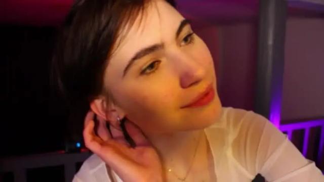 Image 6 of helensheaven Stream on Chaturbate on 17 months ago