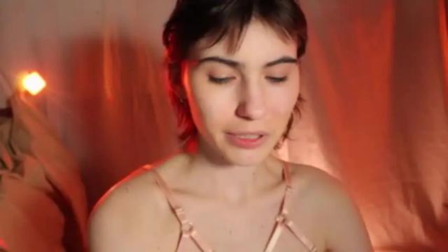 Image 12 of helensheaven Stream on Chaturbate on 16 months ago