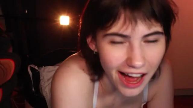 Image 12 of helensheaven Stream on Chaturbate on 15 months ago