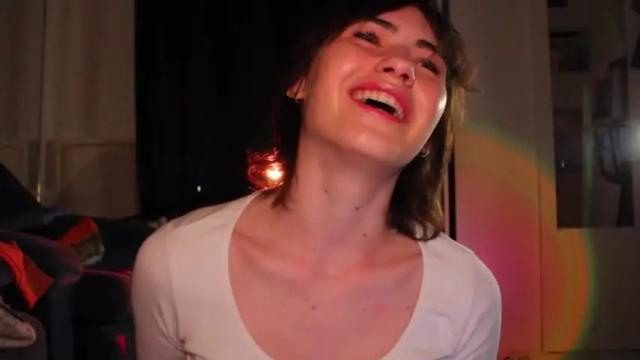 Image 4 of helensheaven Stream on Chaturbate on 15 months ago