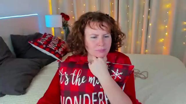 Image 2 of helga_bjornsen Stream on Chaturbate on 18 months ago