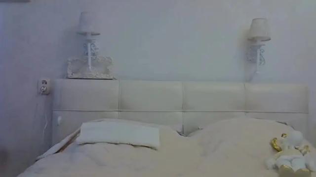 Image 11 of helgayellow Stream on Chaturbate on 18 months ago