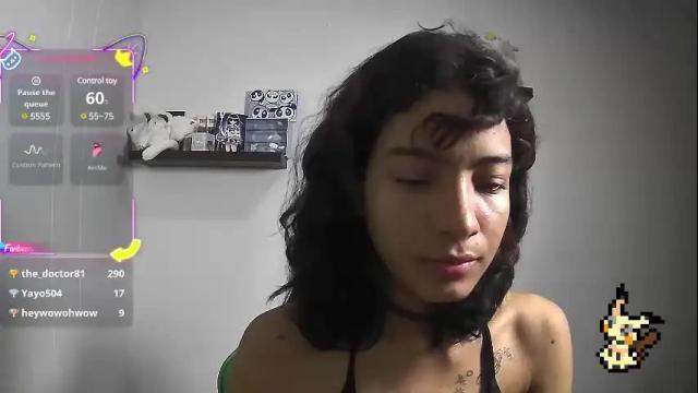 Image 6 of helia_n_amy Stream on Chaturbate on 1 month ago