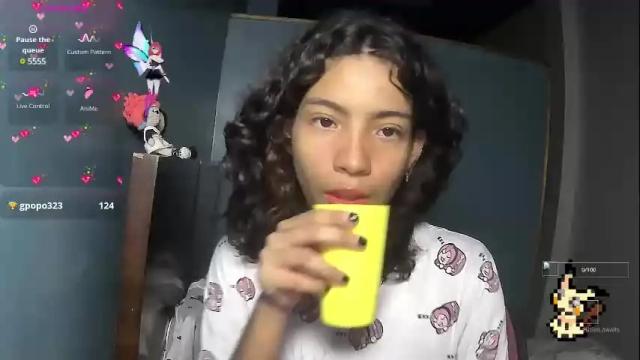 Image 12 of helia_n_amy Stream on Chaturbate on 24 days ago