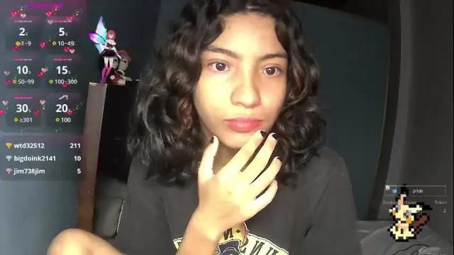 Image 10 of helia_n_amy Stream on Chaturbate on 23 days ago