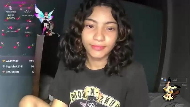 Image 11 of helia_n_amy Stream on Chaturbate on 23 days ago
