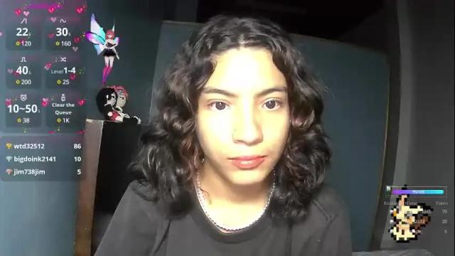 Image 3 of helia_n_amy Stream on Chaturbate on 23 days ago