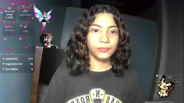 Image 6 of helia_n_amy Stream on Chaturbate on 23 days ago