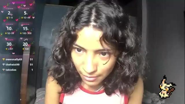 Image 3 of helia_n_amy Stream on Chaturbate on 11 days ago