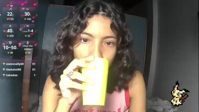 Image 4 of helia_n_amy Stream on Chaturbate on 11 days ago