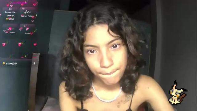 Image 10 of helia_n_amy Stream on Chaturbate on 5 days ago