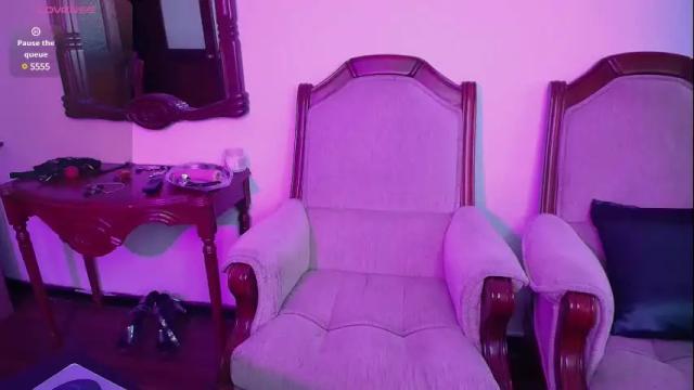 Image 3 of heliconiavannucci Stream on Chaturbate on 1 month ago