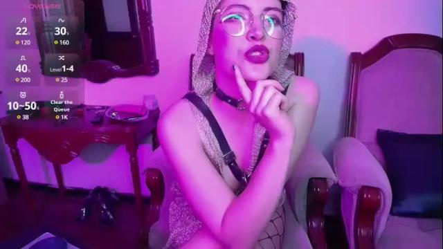 Image 4 of heliconiavannucci Stream on Chaturbate on 1 month ago
