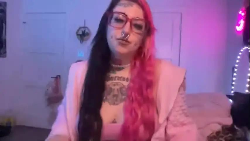 hell0kittyblood Chaturbate