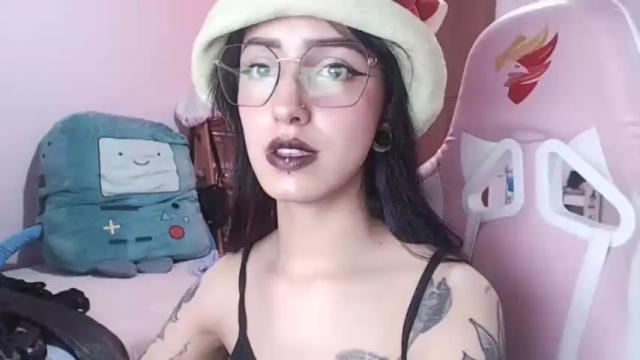 Image 2 of hell_666_xxx Stream on Chaturbate on 18 months ago