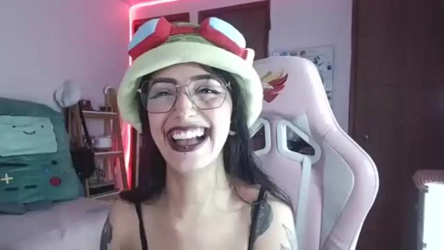 Image 8 of hell_666_xxx Stream on Chaturbate on 18 months ago
