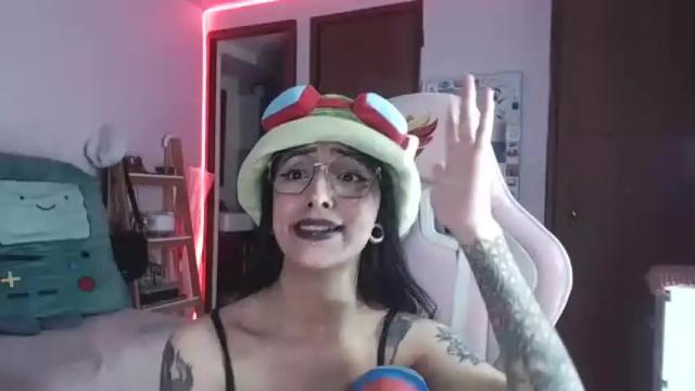 Thumbnail 3, hell_666_xxx's Stream at Chaturbate, 18 months ago