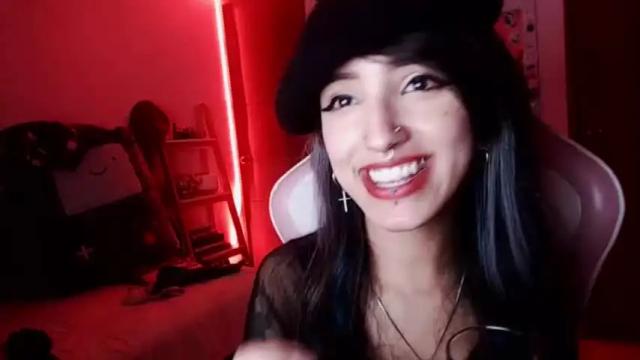 Image 8 of hell_666_xxx Stream on Chaturbate on 17 months ago