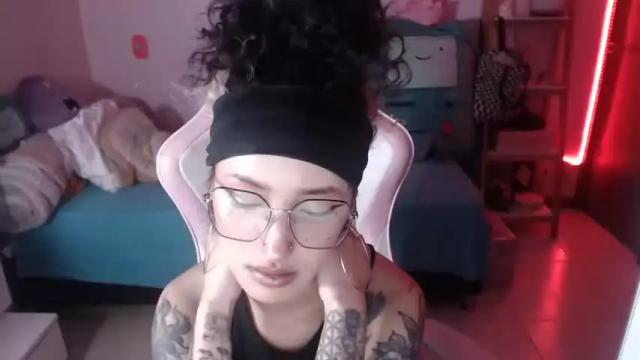 Image 12 of hell_666_xxx Stream on Chaturbate on 13 months ago