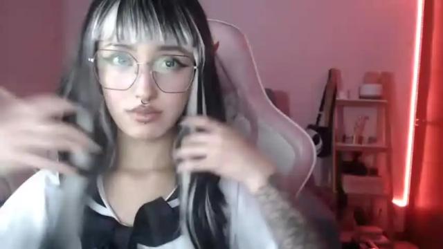 Image 3 of hell_666_xxx Stream on Chaturbate on 13 months ago
