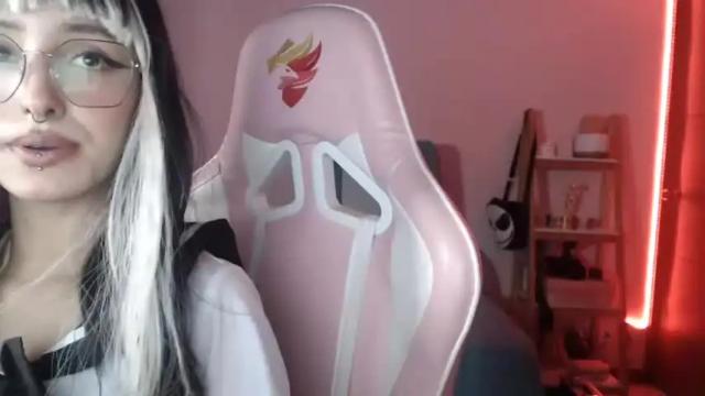 Image 4 of hell_666_xxx Stream on Chaturbate on 13 months ago